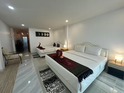 Inn Dulgence – Photos 12